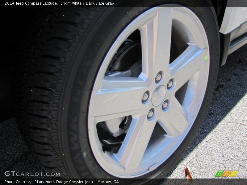 Bright White / Dark Slate Gray 2014 Jeep Compass Latitude