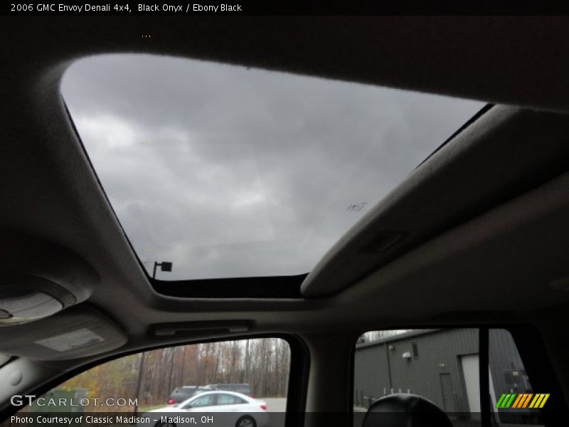 Black Onyx / Ebony Black 2006 GMC Envoy Denali 4x4