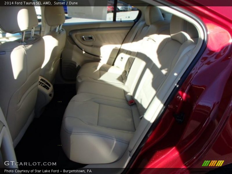 Sunset / Dune 2014 Ford Taurus SEL AWD