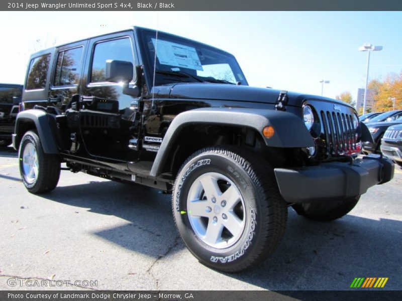 Front 3/4 View of 2014 Wrangler Unlimited Sport S 4x4