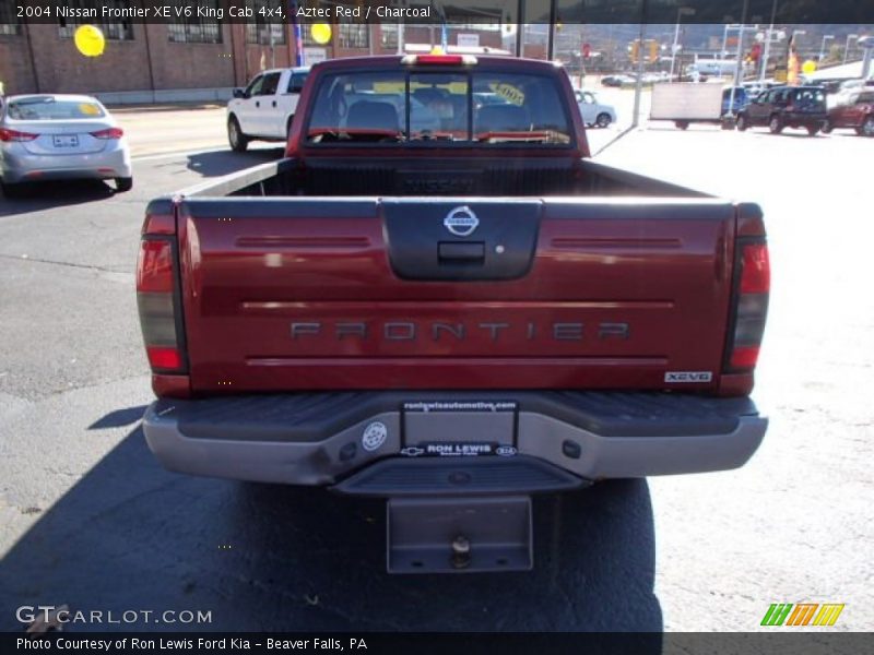 Aztec Red / Charcoal 2004 Nissan Frontier XE V6 King Cab 4x4