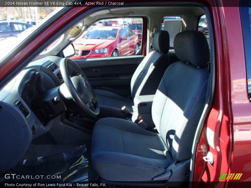 Aztec Red / Charcoal 2004 Nissan Frontier XE V6 King Cab 4x4