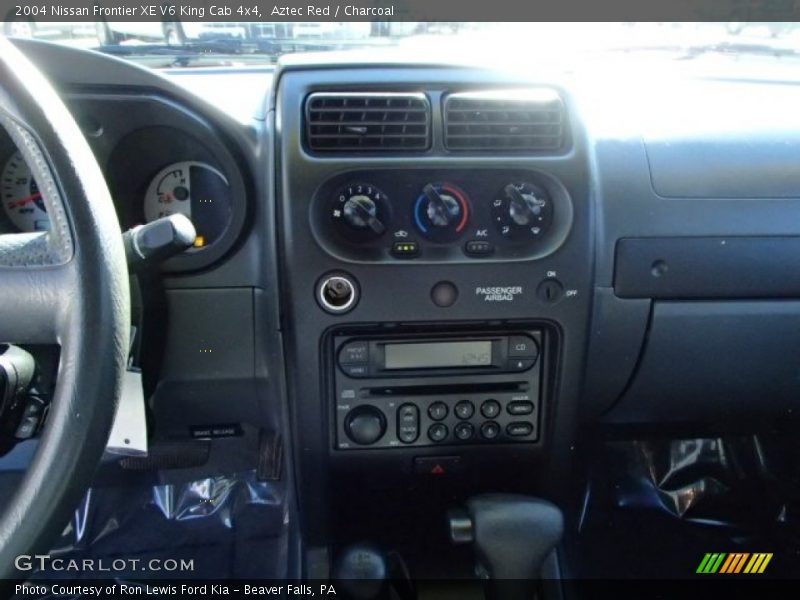 Aztec Red / Charcoal 2004 Nissan Frontier XE V6 King Cab 4x4