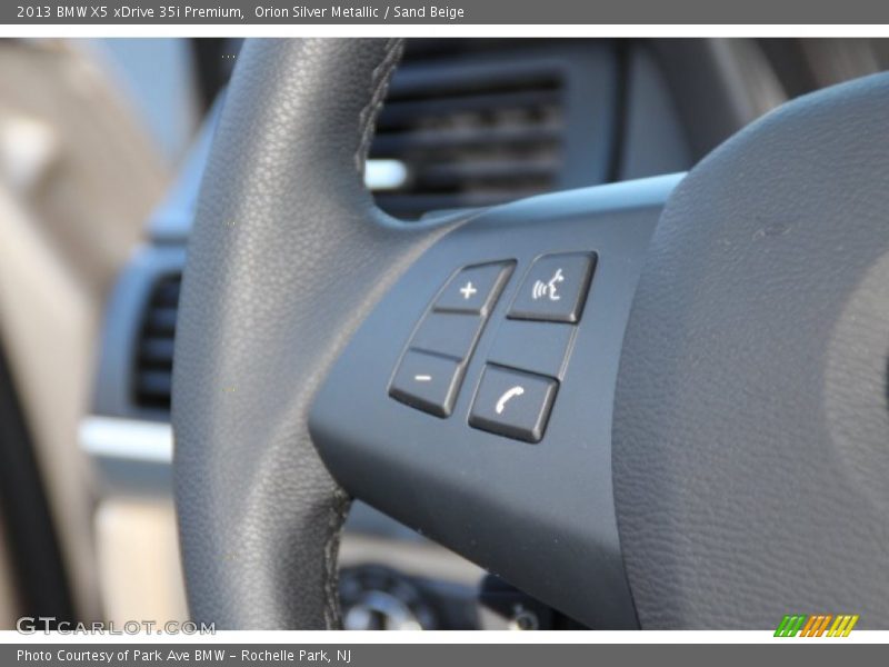Controls of 2013 X5 xDrive 35i Premium
