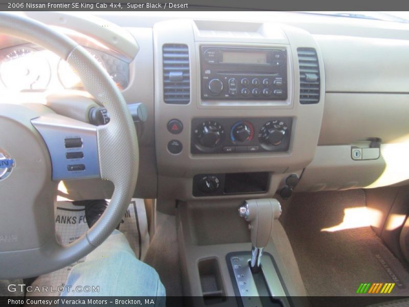 Super Black / Desert 2006 Nissan Frontier SE King Cab 4x4