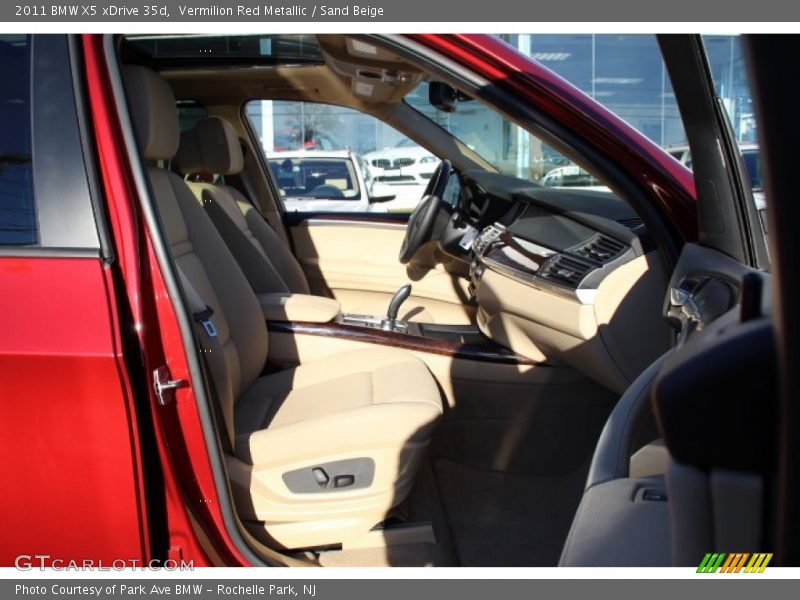 Vermilion Red Metallic / Sand Beige 2011 BMW X5 xDrive 35d