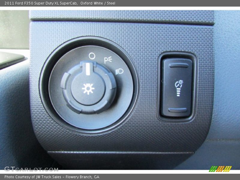 Oxford White / Steel 2011 Ford F350 Super Duty XL SuperCab