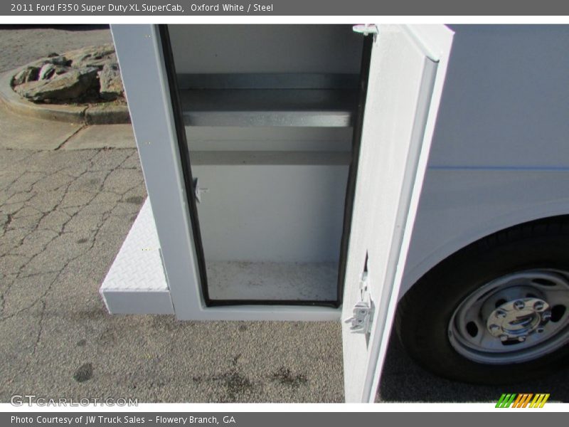 Oxford White / Steel 2011 Ford F350 Super Duty XL SuperCab