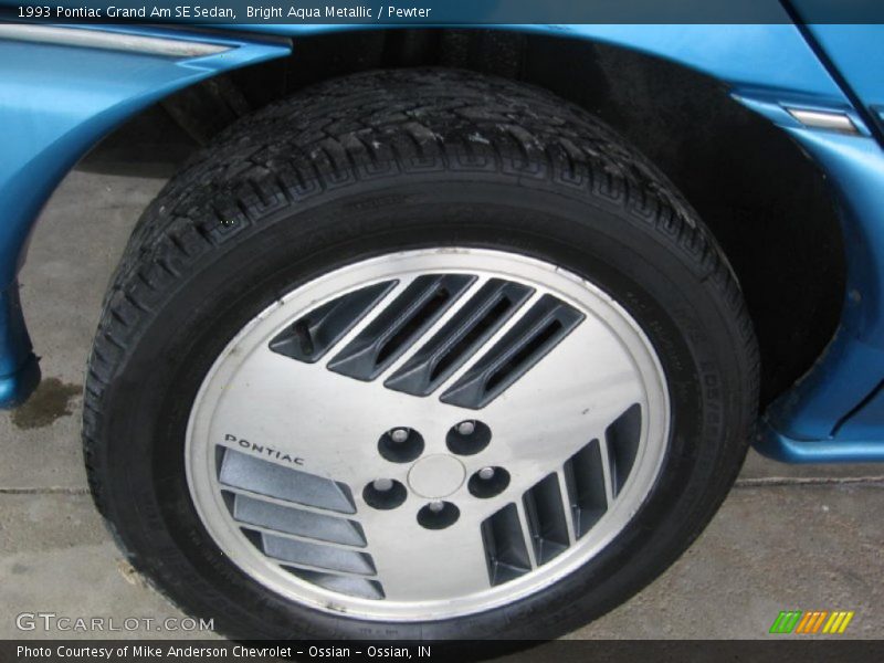  1993 Grand Am SE Sedan Wheel