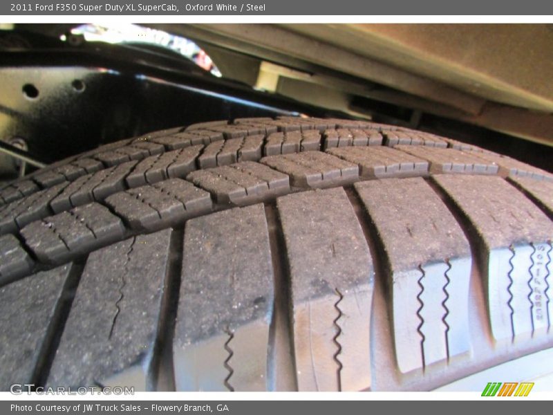 Oxford White / Steel 2011 Ford F350 Super Duty XL SuperCab