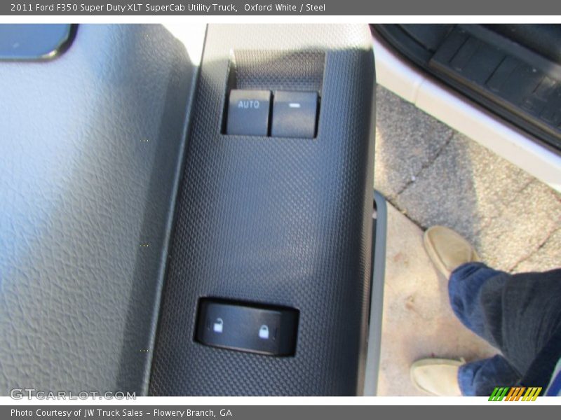 Oxford White / Steel 2011 Ford F350 Super Duty XLT SuperCab Utility Truck