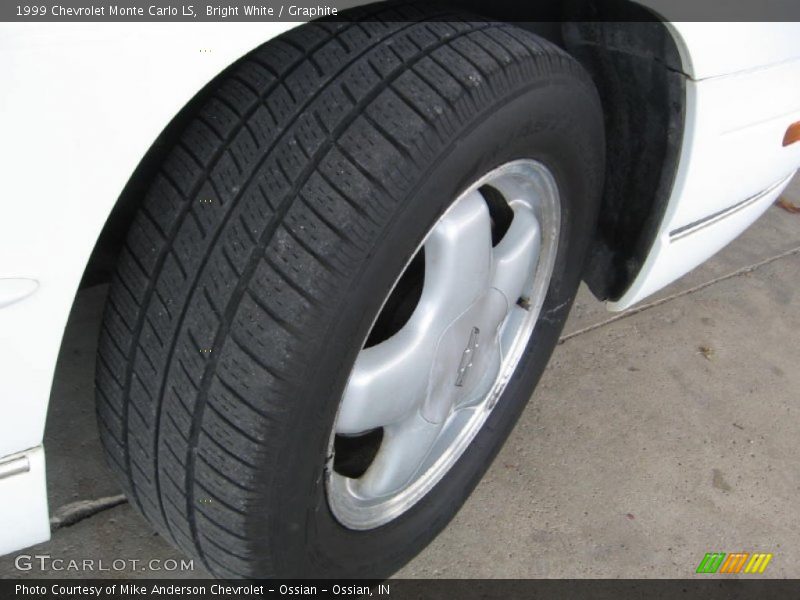Bright White / Graphite 1999 Chevrolet Monte Carlo LS