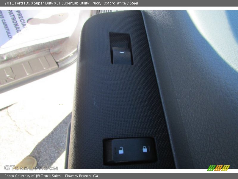 Oxford White / Steel 2011 Ford F350 Super Duty XLT SuperCab Utility Truck