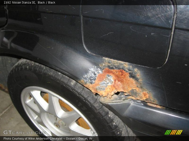 Black / Black 1992 Nissan Stanza SE