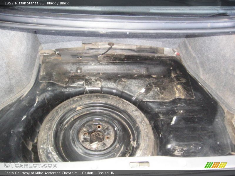 Black / Black 1992 Nissan Stanza SE