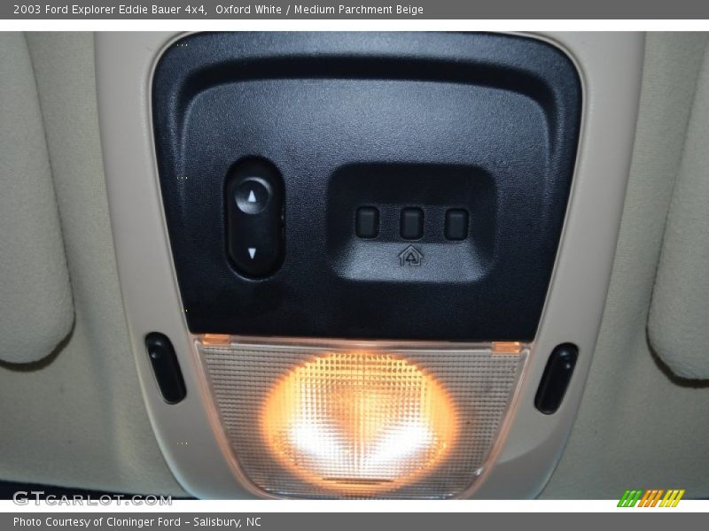 Oxford White / Medium Parchment Beige 2003 Ford Explorer Eddie Bauer 4x4