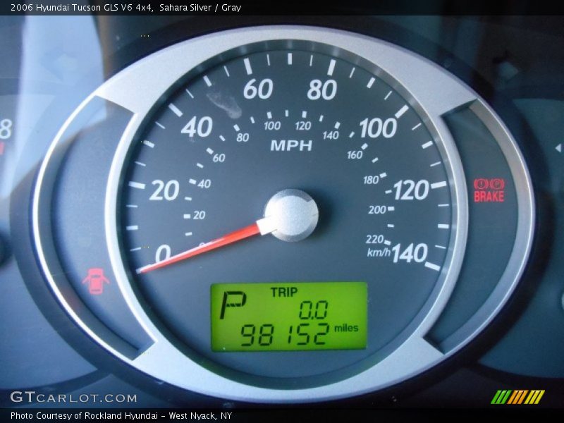 Sahara Silver / Gray 2006 Hyundai Tucson GLS V6 4x4