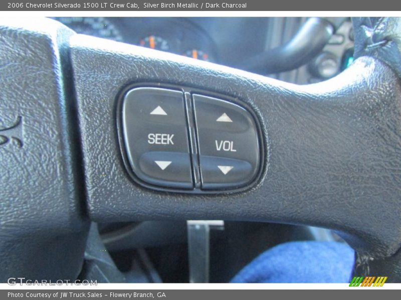 Silver Birch Metallic / Dark Charcoal 2006 Chevrolet Silverado 1500 LT Crew Cab