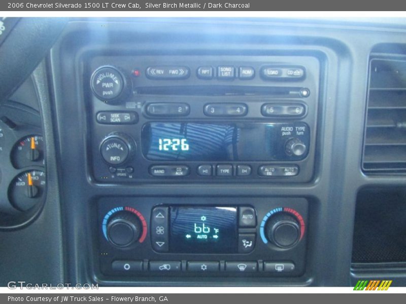 Silver Birch Metallic / Dark Charcoal 2006 Chevrolet Silverado 1500 LT Crew Cab