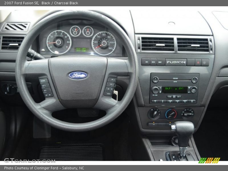 Black / Charcoal Black 2007 Ford Fusion SE