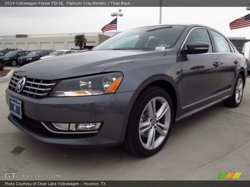 Platinum Gray Metallic / Titan Black 2014 Volkswagen Passat TDI SE