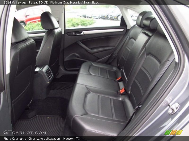 Platinum Gray Metallic / Titan Black 2014 Volkswagen Passat TDI SE