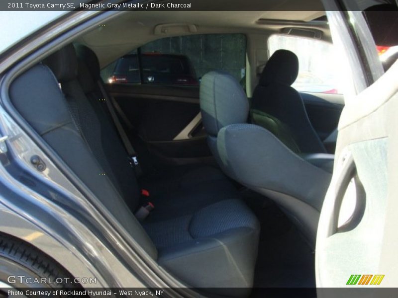 Magnetic Gray Metallic / Dark Charcoal 2011 Toyota Camry SE
