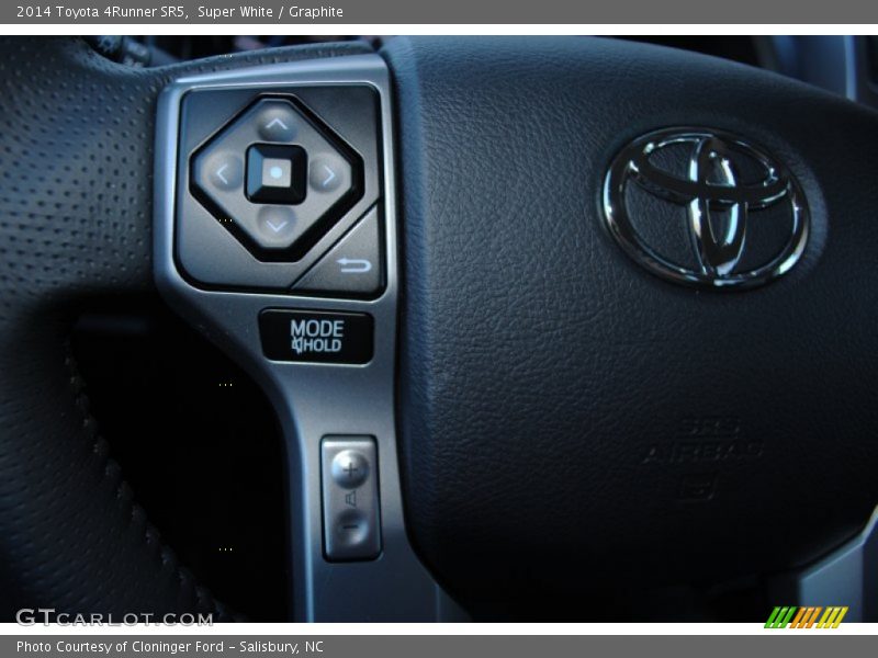 Super White / Graphite 2014 Toyota 4Runner SR5