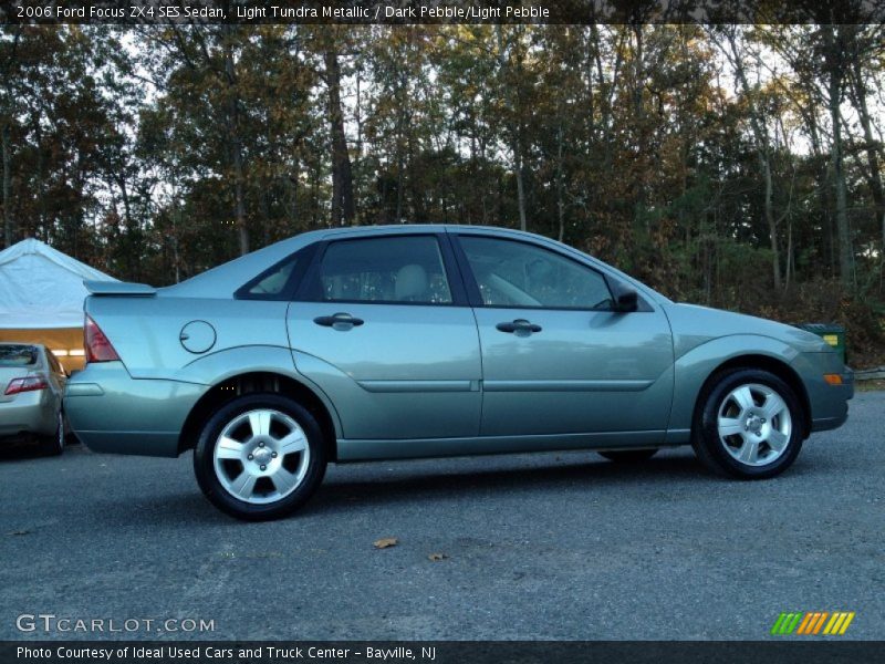 Light Tundra Metallic / Dark Pebble/Light Pebble 2006 Ford Focus ZX4 SES Sedan