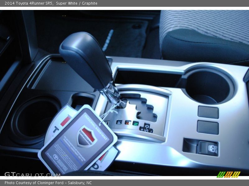 Super White / Graphite 2014 Toyota 4Runner SR5