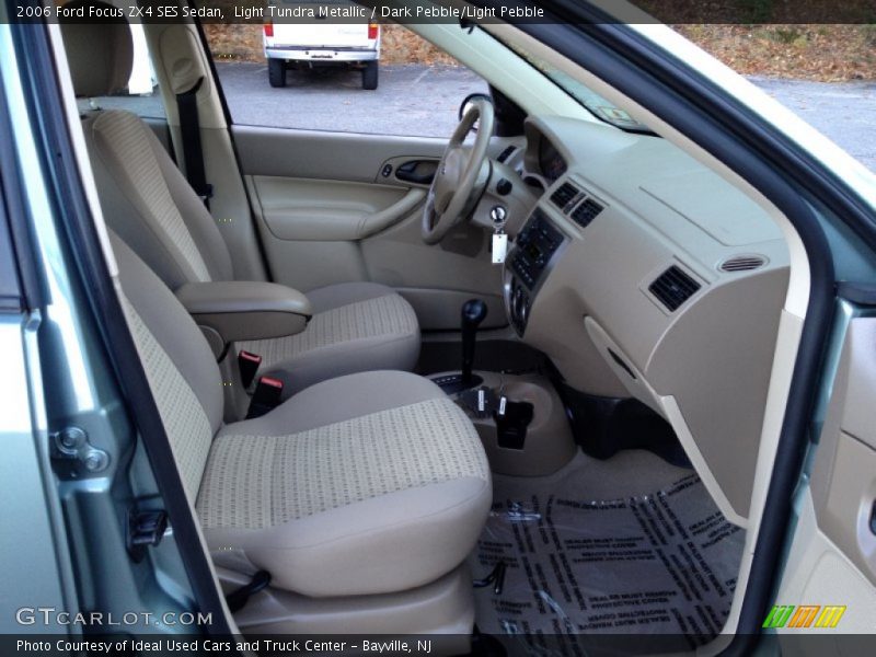 Light Tundra Metallic / Dark Pebble/Light Pebble 2006 Ford Focus ZX4 SES Sedan