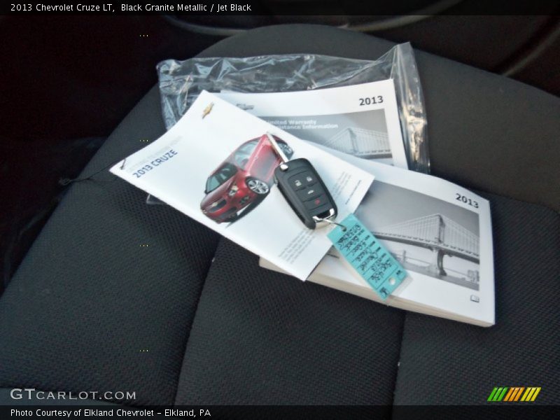 Black Granite Metallic / Jet Black 2013 Chevrolet Cruze LT