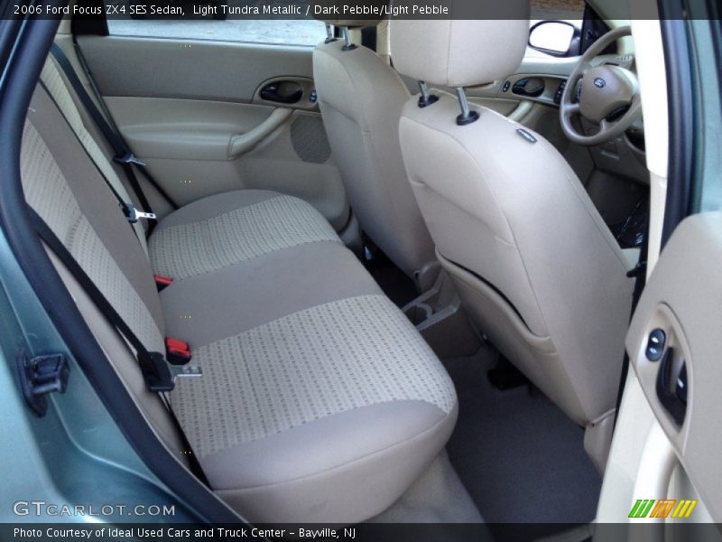 Light Tundra Metallic / Dark Pebble/Light Pebble 2006 Ford Focus ZX4 SES Sedan