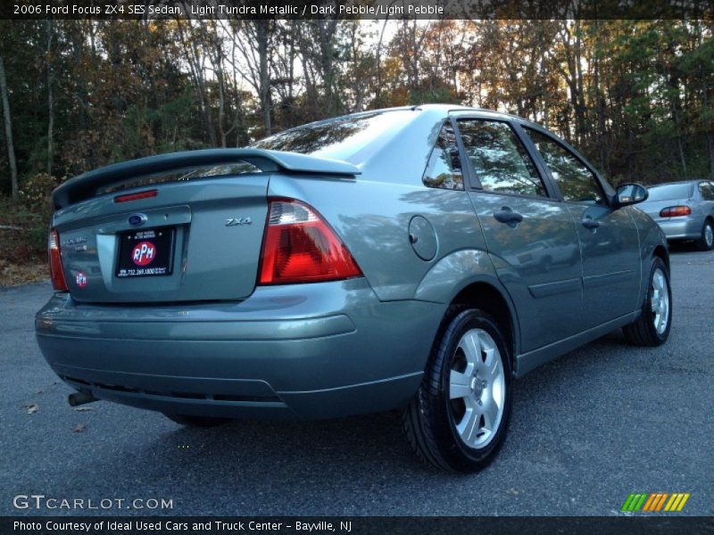 Light Tundra Metallic / Dark Pebble/Light Pebble 2006 Ford Focus ZX4 SES Sedan