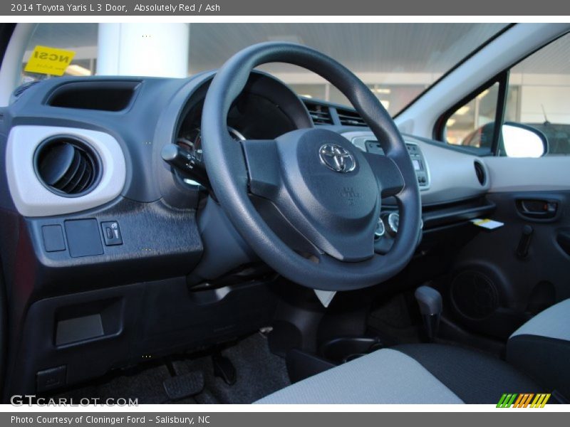 Dashboard of 2014 Yaris L 3 Door