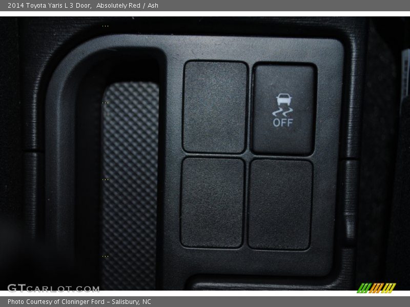 Absolutely Red / Ash 2014 Toyota Yaris L 3 Door