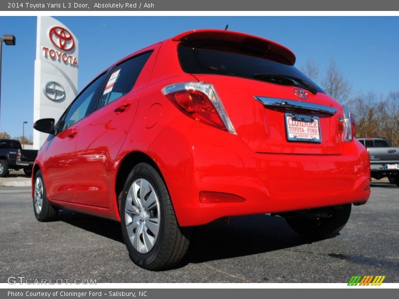 Absolutely Red / Ash 2014 Toyota Yaris L 3 Door