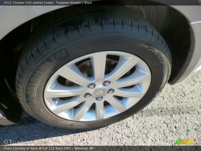  2013 200 Limited Sedan Wheel