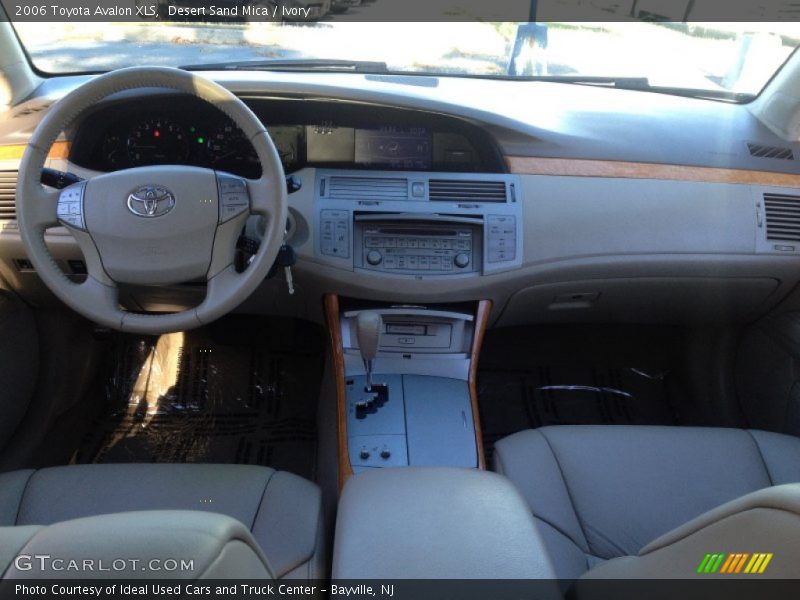 Desert Sand Mica / Ivory 2006 Toyota Avalon XLS