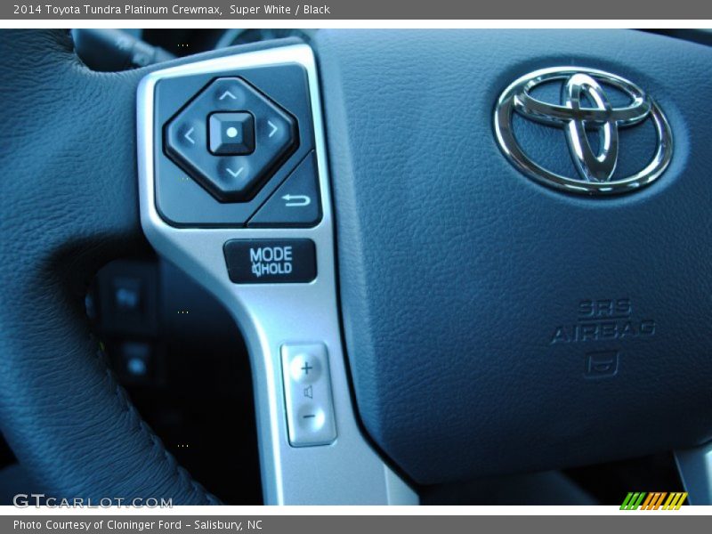 Super White / Black 2014 Toyota Tundra Platinum Crewmax