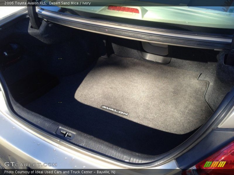 Desert Sand Mica / Ivory 2006 Toyota Avalon XLS