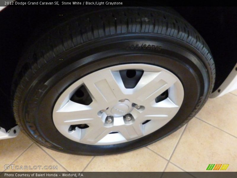 Stone White / Black/Light Graystone 2012 Dodge Grand Caravan SE