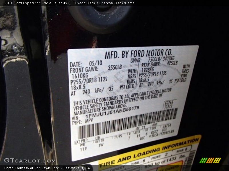 Tuxedo Black / Charcoal Black/Camel 2010 Ford Expedition Eddie Bauer 4x4