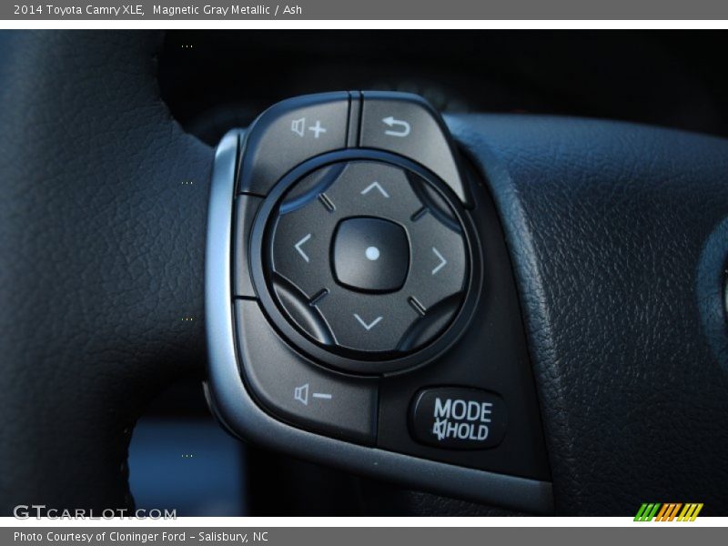 Magnetic Gray Metallic / Ash 2014 Toyota Camry XLE