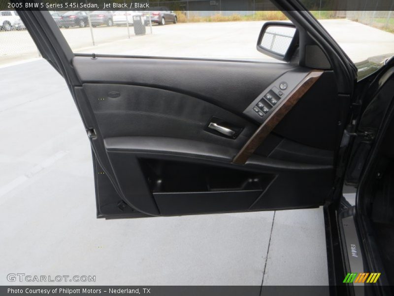 Jet Black / Black 2005 BMW 5 Series 545i Sedan