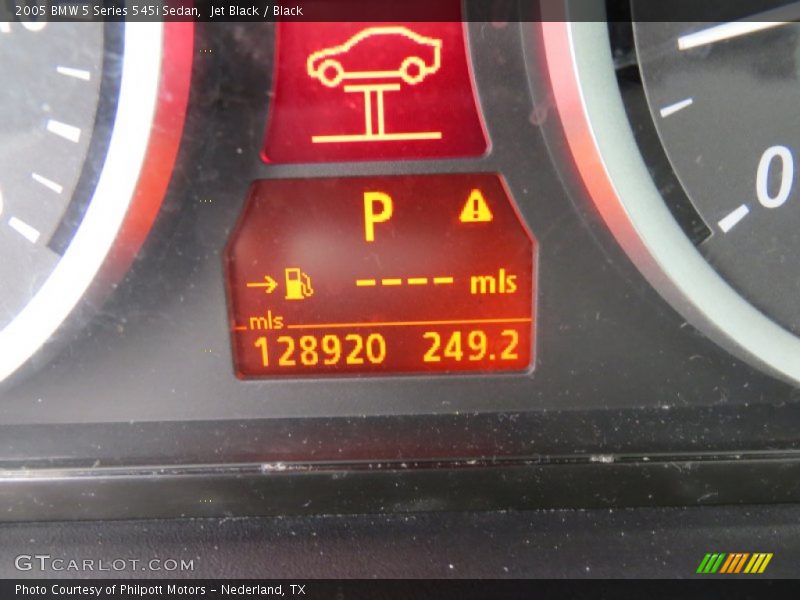 Jet Black / Black 2005 BMW 5 Series 545i Sedan