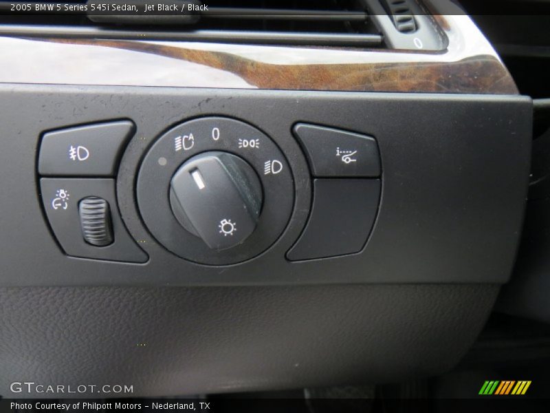 Jet Black / Black 2005 BMW 5 Series 545i Sedan