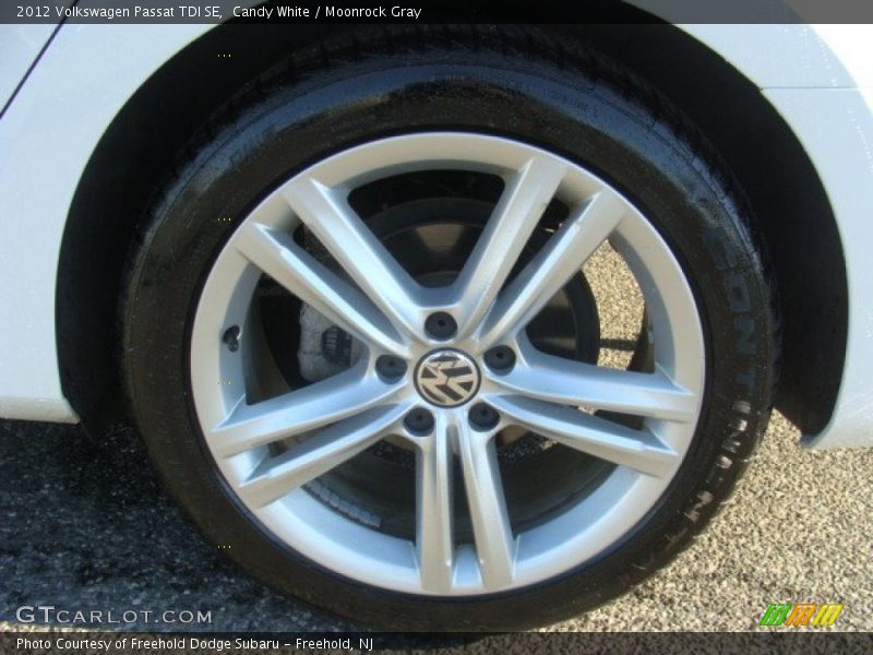 Candy White / Moonrock Gray 2012 Volkswagen Passat TDI SE