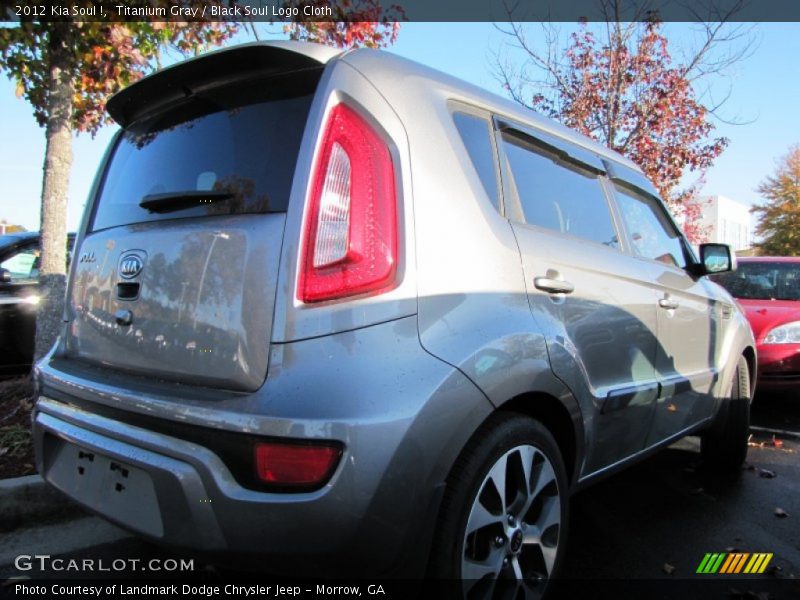 Titanium Gray / Black Soul Logo Cloth 2012 Kia Soul !