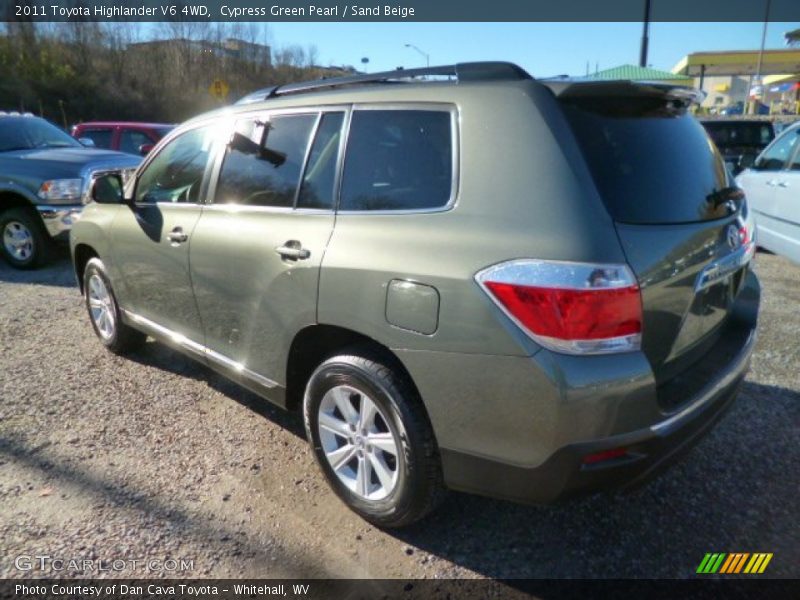 Cypress Green Pearl / Sand Beige 2011 Toyota Highlander V6 4WD